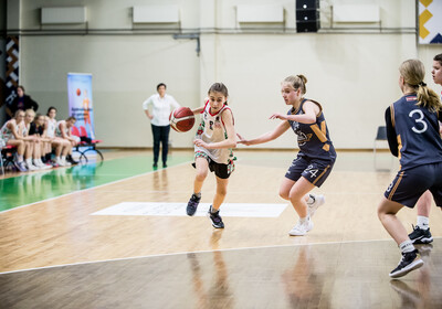 LJBL U14 Fināldiena, meitenes 1.vieta, zēni 4.vieta, Valmiera