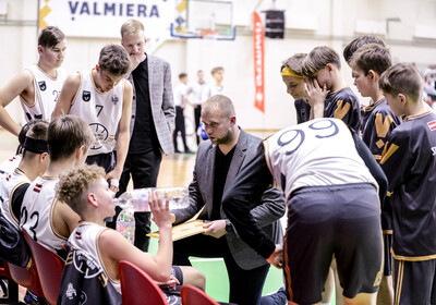 LJBL U14 Fināldiena, meitenes 1.vieta, zēni 4.vieta, Valmiera