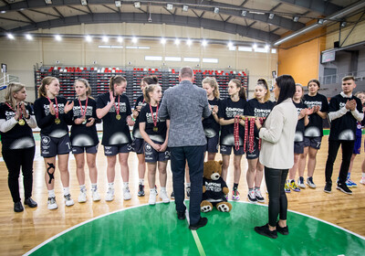 LJBL U14 Fināldiena, meitenes 1.vieta, zēni 4.vieta, Valmiera