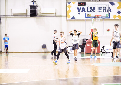 LJBL U14 Fināldiena, meitenes 1.vieta, zēni 4.vieta, Valmiera