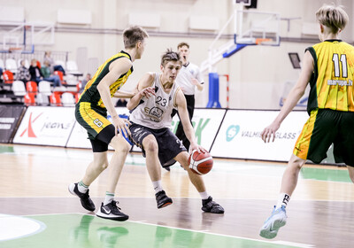 LJBL U14 Fināldiena, meitenes 1.vieta, zēni 4.vieta, Valmiera