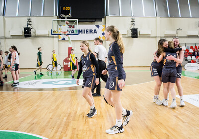 LJBL U14 Fināldiena, meitenes 1.vieta, zēni 4.vieta, Valmiera