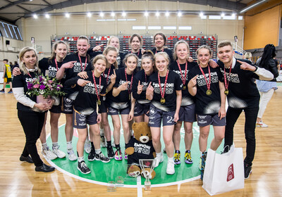 LJBL U14 Fināldiena, meitenes 1.vieta, zēni 4.vieta, Valmiera