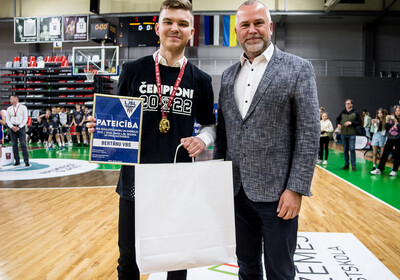 LJBL U14 Fināldiena, meitenes 1.vieta, zēni 4.vieta, Valmiera